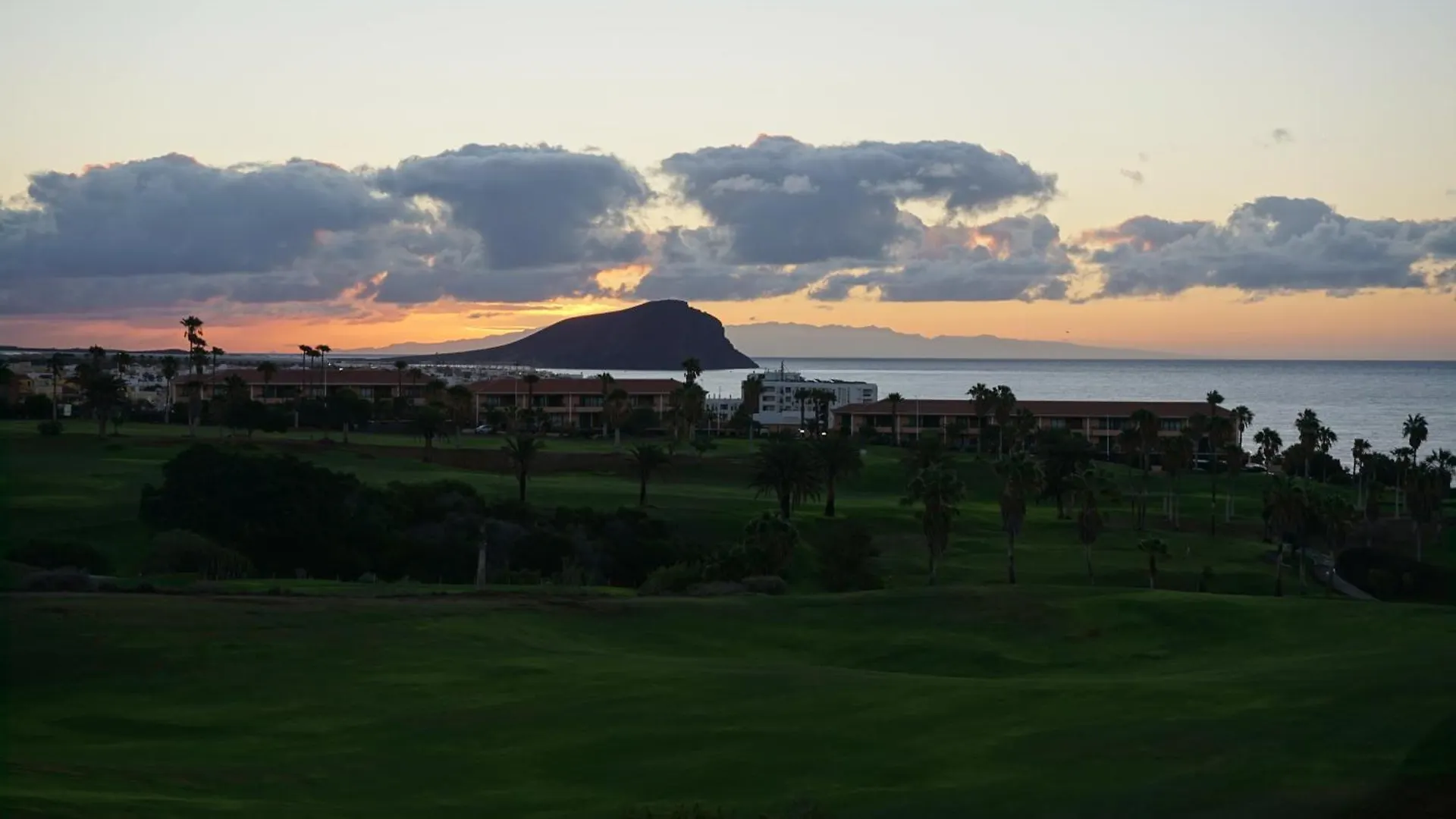 Golf Del Sur Apartment - Magnificent Panorama Of The Ocean, El Teide, And Montana Roja San Miguel de Abona 0*,  Spain