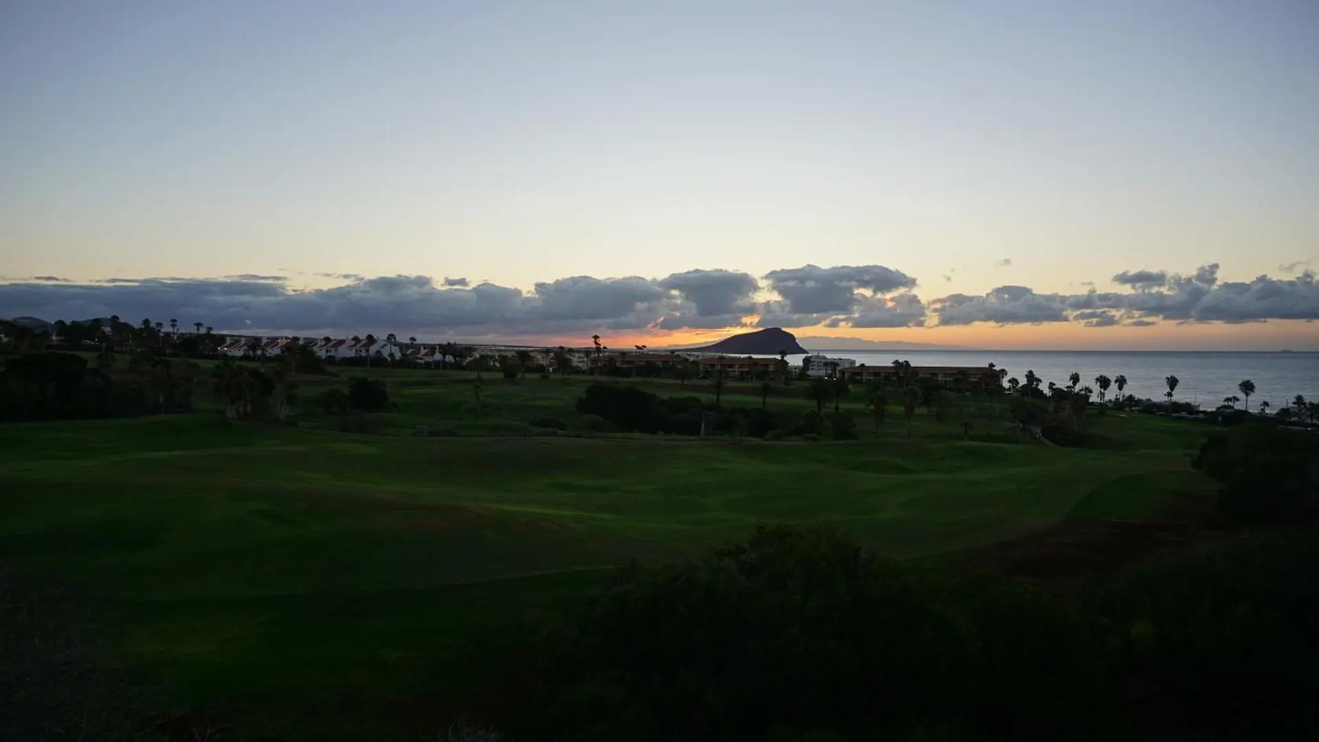 Golf Del Sur Apartment - Magnificent Panorama Of The Ocean, El Teide, And Montana Roja San Miguel de Abona