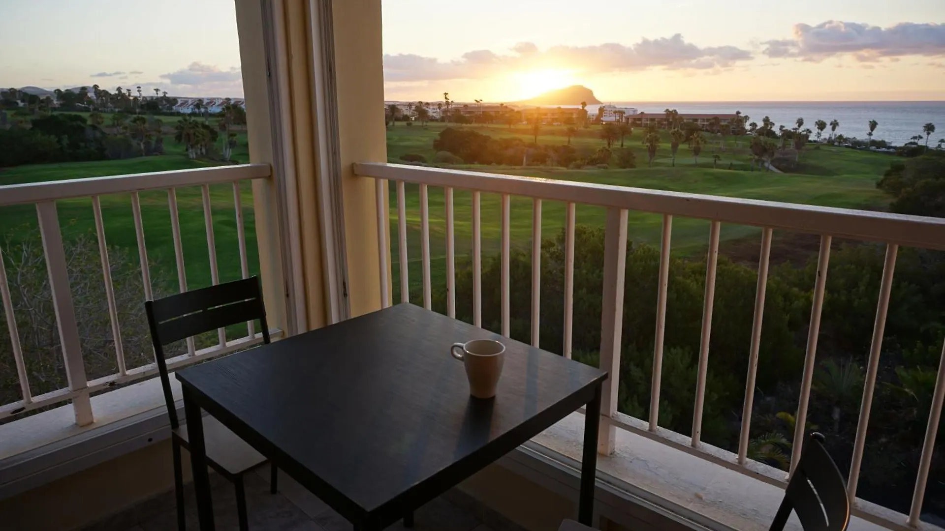 Golf Del Sur Apartment - Magnificent Panorama Of The Ocean, El Teide, And Montana Roja San Miguel de Abona